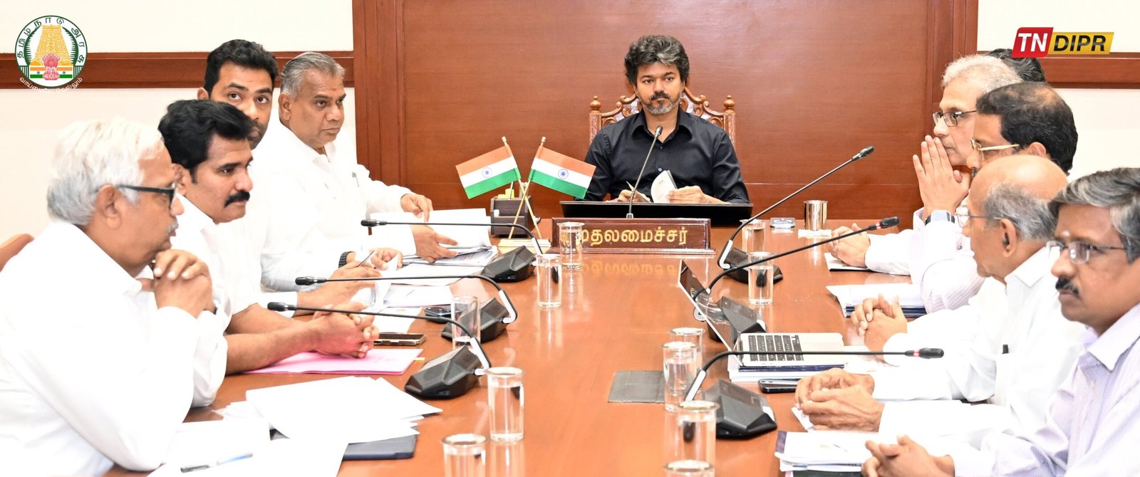 அமைச்சர்கள் ஆய்வு கூட்டம் -முதல்வர் தலைமையில்